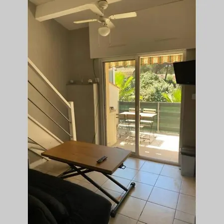 Studio Cabine 4 Pers. Cap D'Agde Quartier Pinede Avec Piscine Apartamento Agde