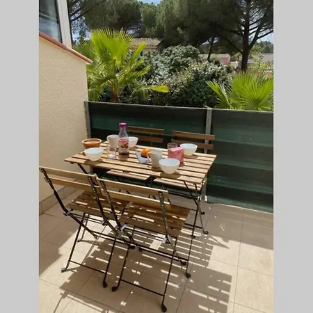 Studio Cabine 4 Pers. Cap D'Agde Quartier Pinede Avec Piscine Agde